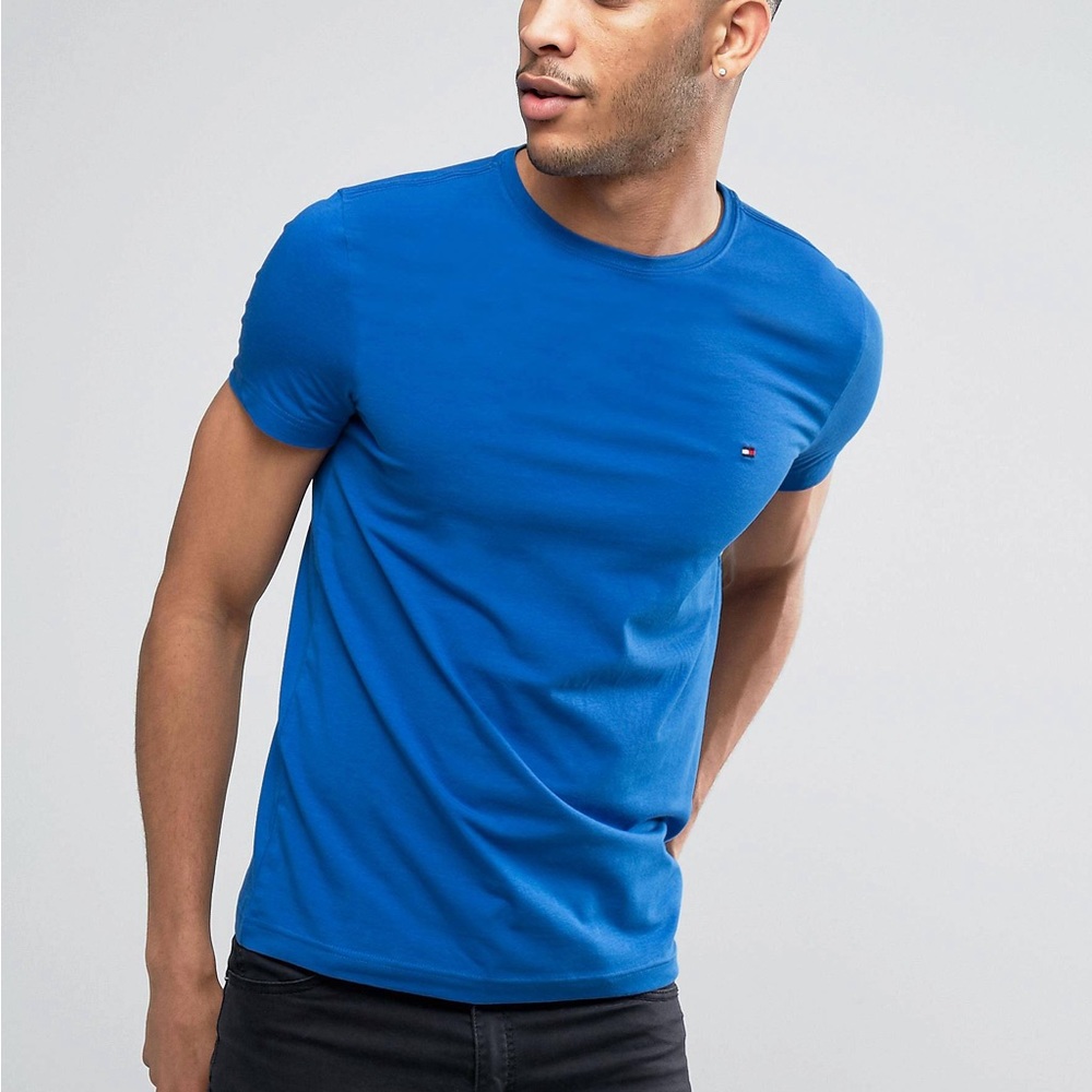 Tommy Hilfiger Men’s  Top W/ Small Flag Logo Cobalt Blue Size Medium EUC